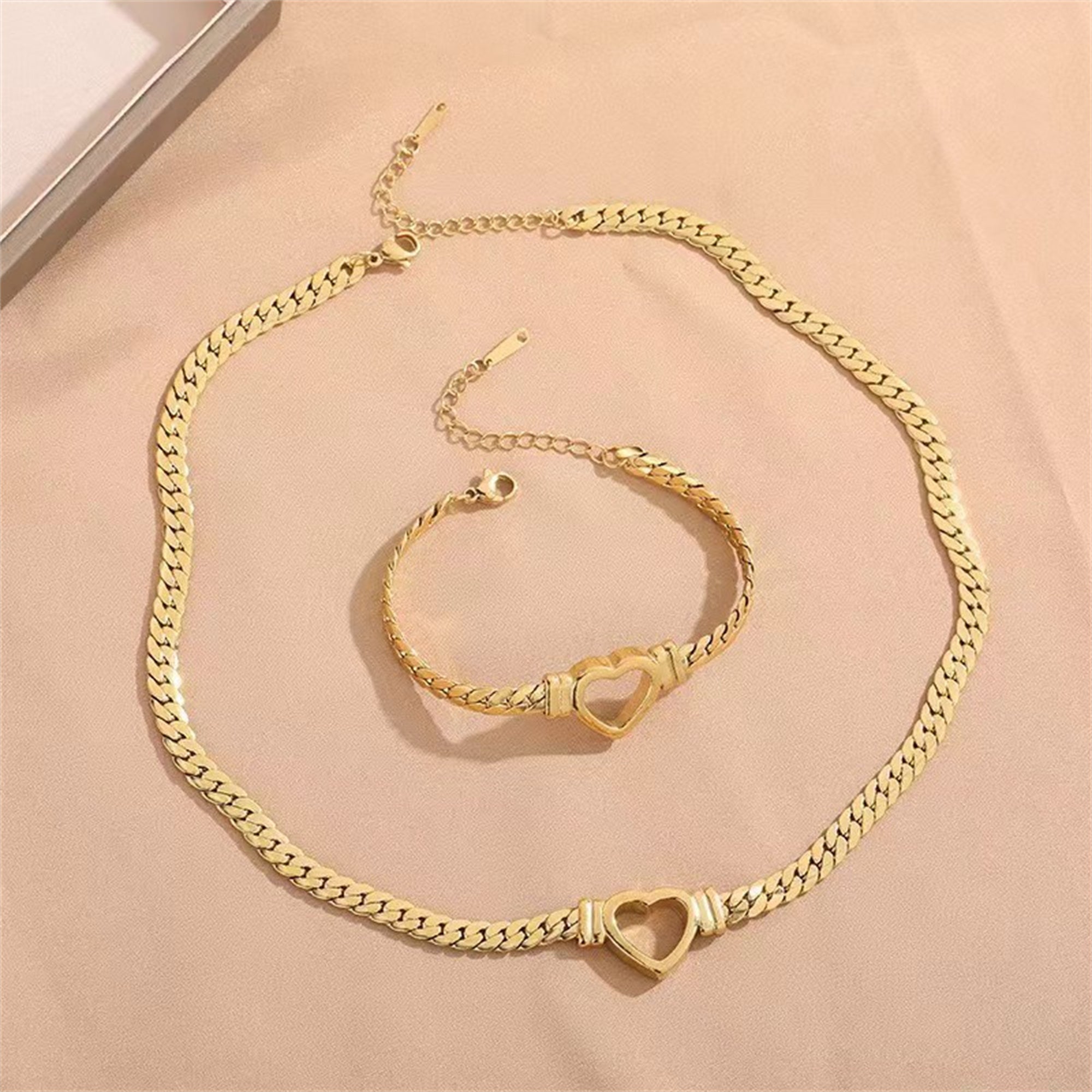 Personalized Love Chain Necklace Bracelet For Women Fashion Titanium Steel